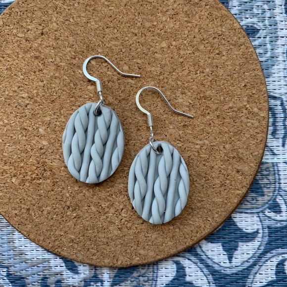 🧶 2/$25 Grey Sweater Earrings - Picture 1 of 3